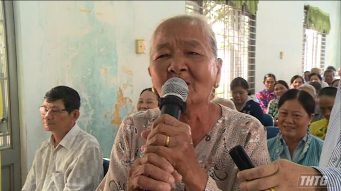 lanh dao tinh gap go nguoi dan xa Tan Trung Go Cong Dong 4