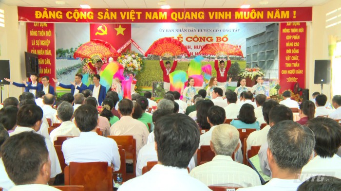 Xa nong thon moi Long Binh