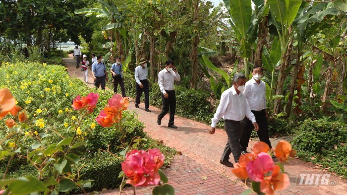 Mekong Riverside 1