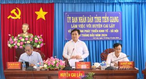 Phó Chủ tịch Thường trực UBND tỉnh Trần Văn Dũng làm việc với huyện Cai Lậy