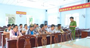 Công an huyện Tân Phước khởi tố 15 đối tượng đá gà ăn thua bằng tiền