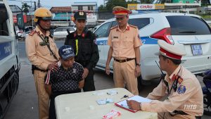 Công an Tiền Giang bắt đối tượng tàng trữ ma túy khi đang lưu thông trên đường